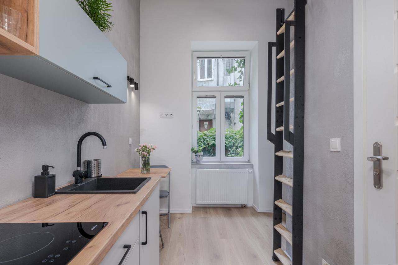 Parkside Fresh Apartments - Old Town Guesthouse - By Upstairs Cracóvia Exterior foto