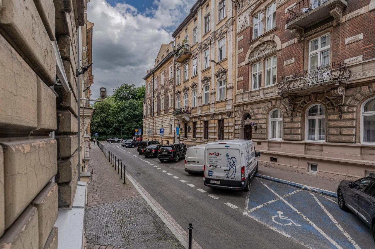 Parkside Fresh Apartments - Old Town Guesthouse - By Upstairs Cracóvia Exterior foto